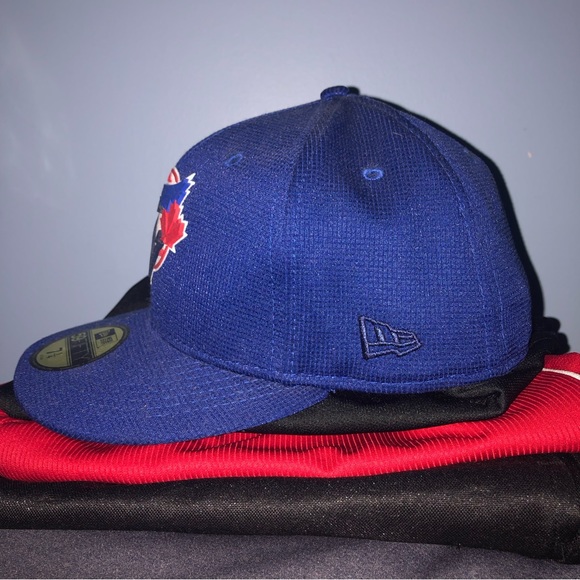 Blue Jays hat 🧢 - Picture 2 of 7
